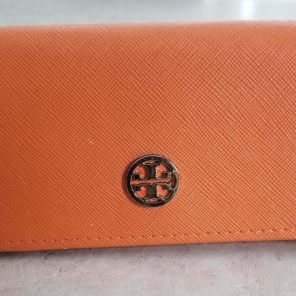 Tory Burch sunglasses case